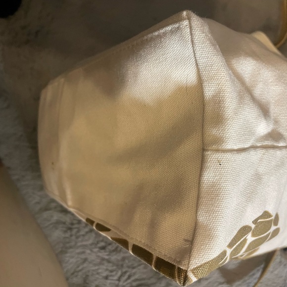 Canvas Pineapple Tote - Picture 16 of 16